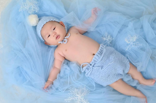 丰城宝宝几个月会认人